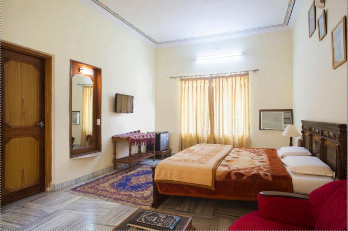 Hotel New Park Pushkar Ngoại thất bức ảnh