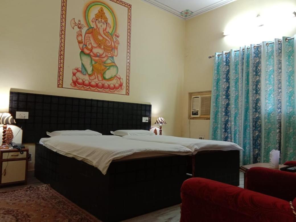 Hotel New Park Pushkar Ngoại thất bức ảnh